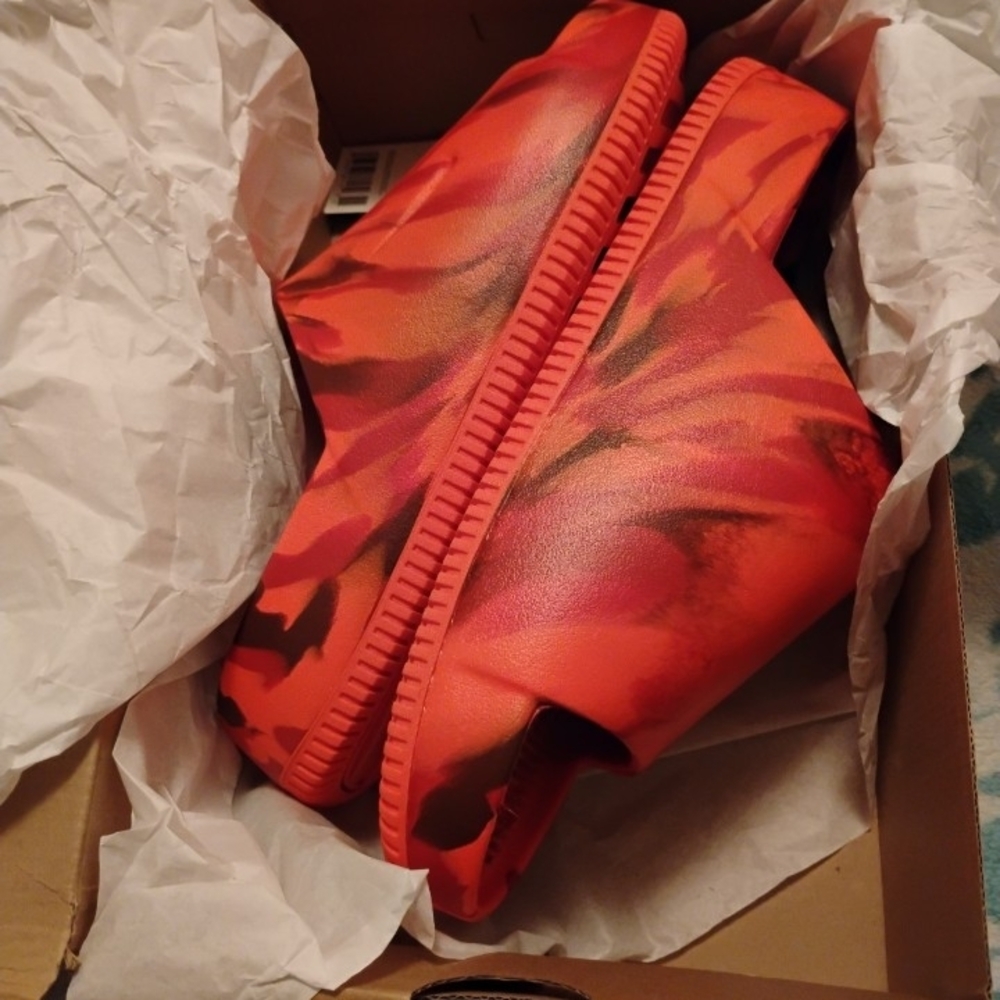 Red Slide Sandals - Picture 5 of 8